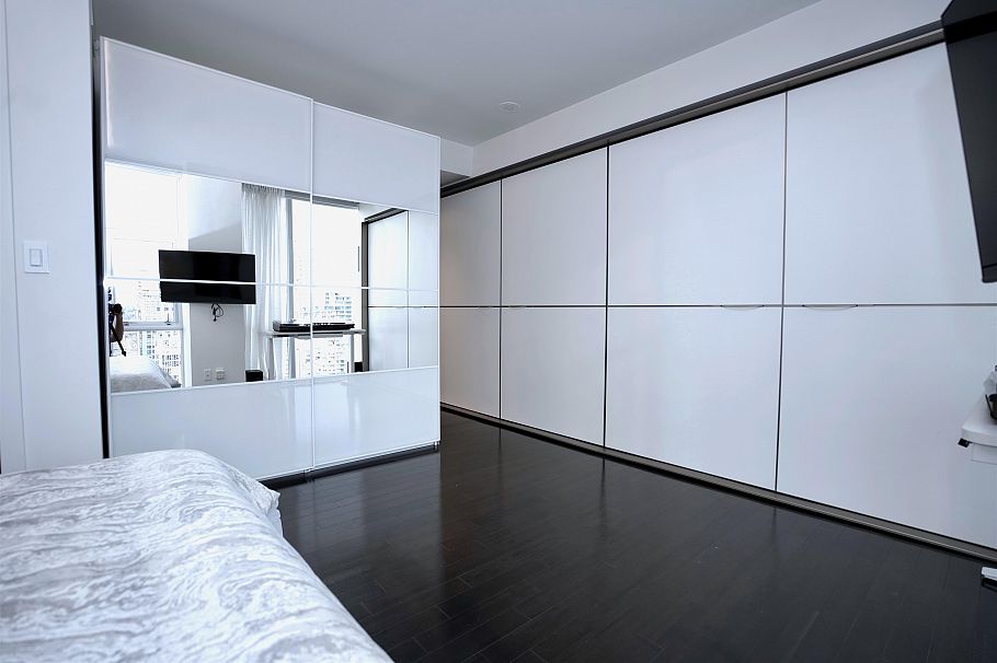 2703 1455 Howe Street Vancouver, BC - 18