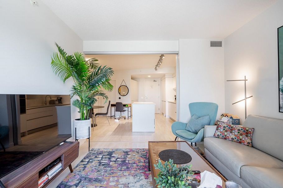 1119 180 E 2nd Avenue Vancouver, BC - 3