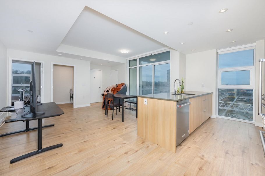 1507 3430 E Kent Avenue South Avenue Vancouver, BC - 9