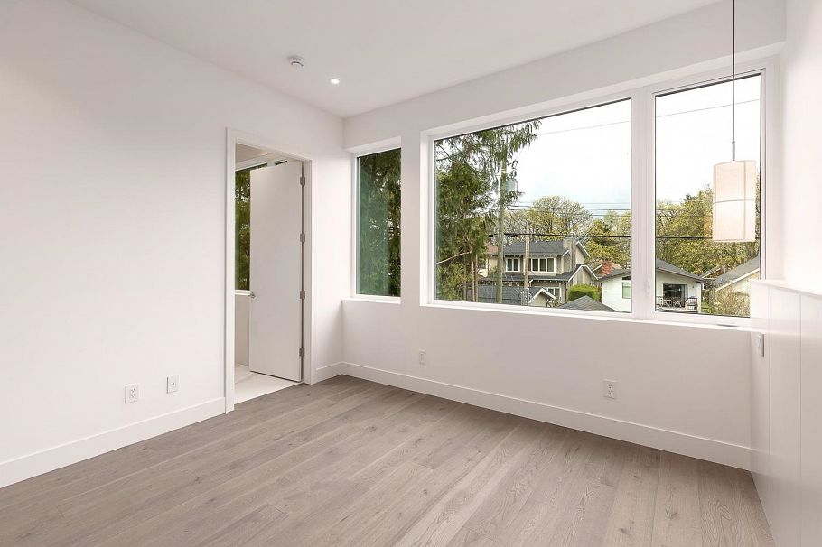 2 3617 W 12th Avenue Vancouver, BC - 12