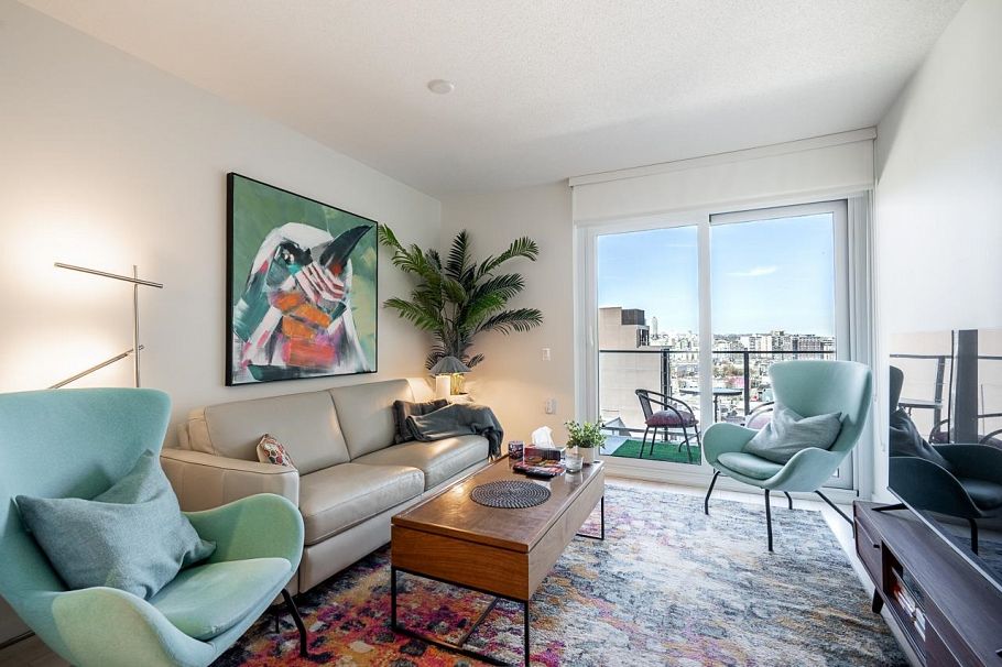 1119 180 E 2nd Avenue Vancouver, BC - 2