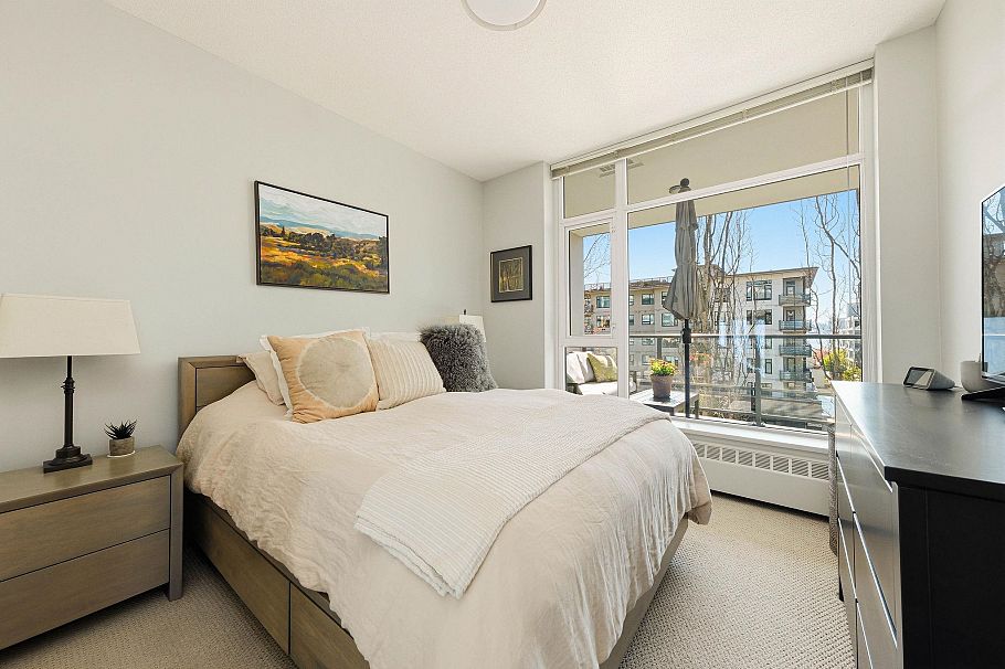 208 135 W 2nd Street North Vancouver, BC - 17