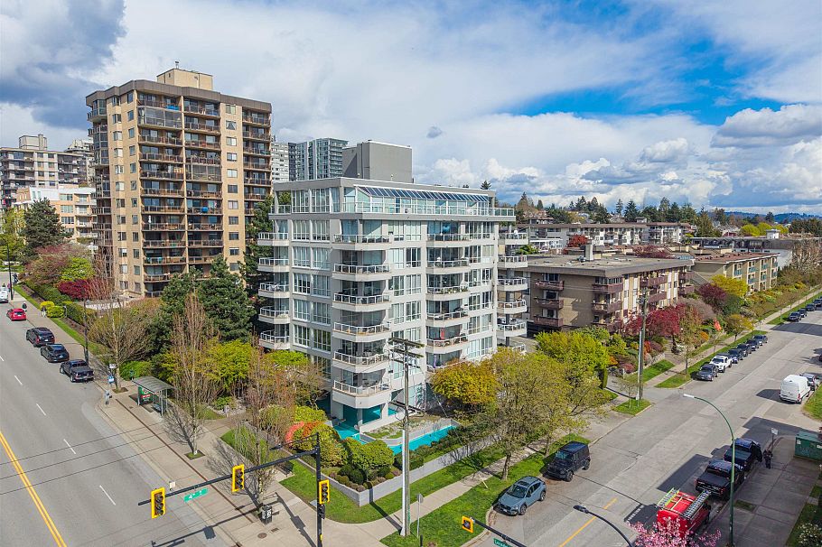 303 408 Lonsdale Avenue North Vancouver, BC - 38