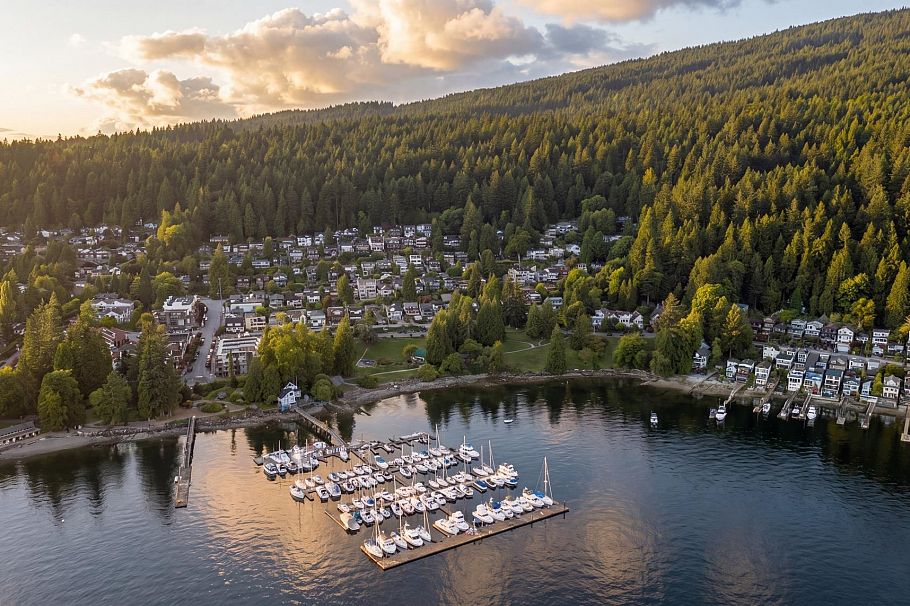 2375 Caledonia Avenue North Vancouver, BC - 39