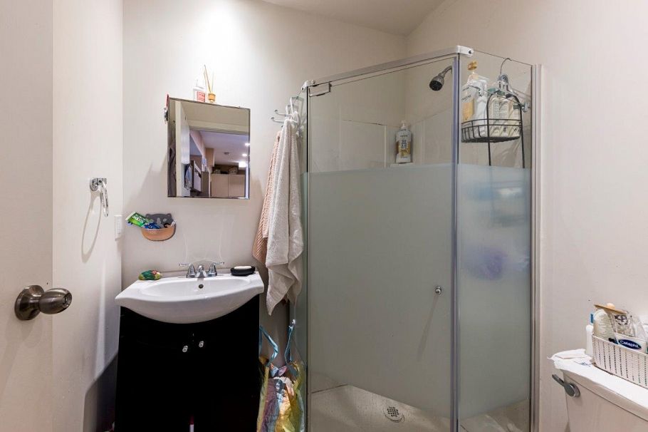 2094 Viewlynn Drive North Vancouver, BC - 5