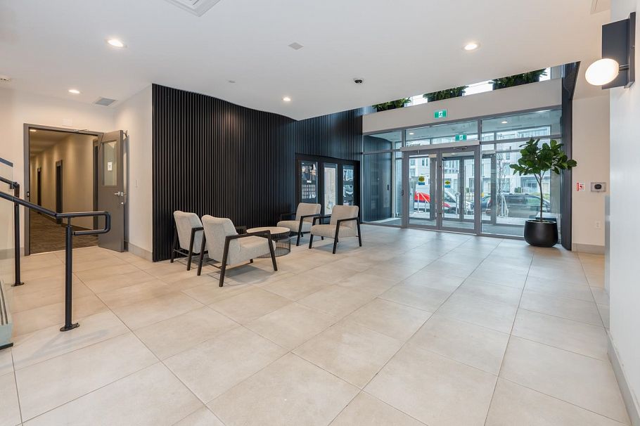 1507 3430 E Kent Avenue South Avenue Vancouver, BC - 3