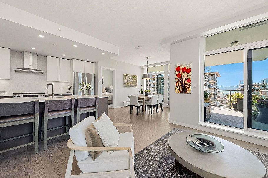 208 135 W 2nd Street North Vancouver, BC - 8