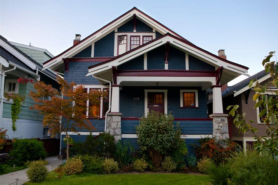 967 W 21st Avenue Vancouver, BC - 1