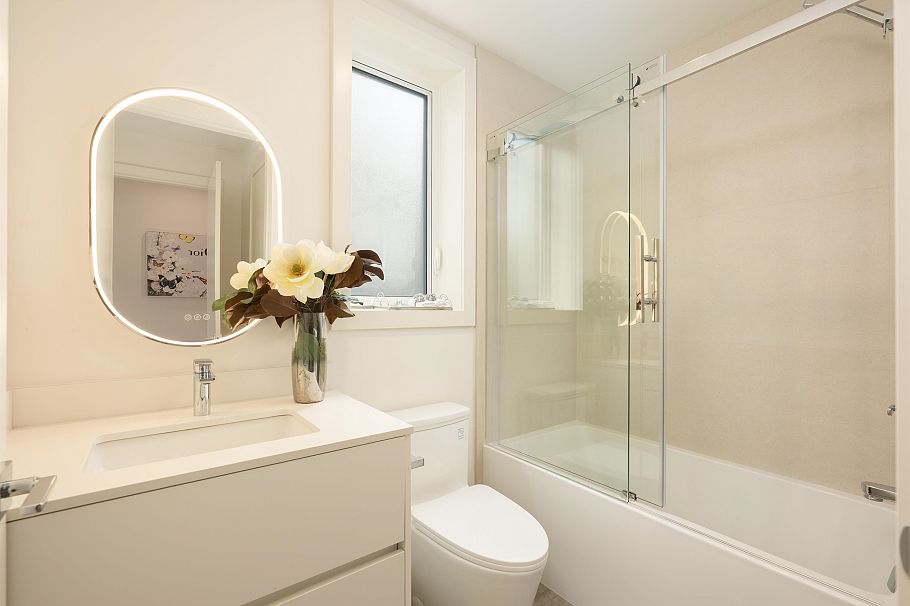 2020 Nanton Avenue West Vancouver, BC - 18