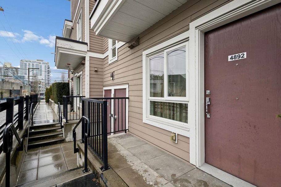 4860 Slocan Street Vancouver, BC - 24