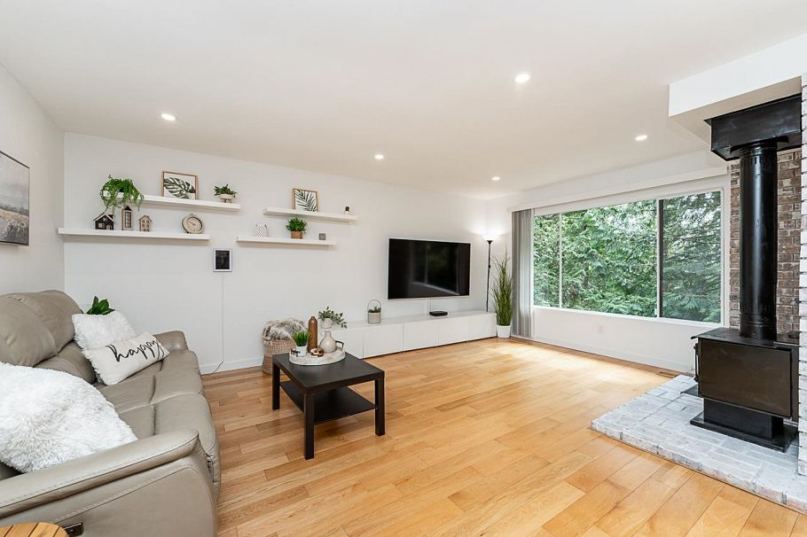 3398 William Avenue North Vancouver, BC - 3