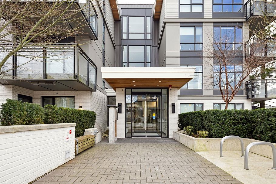201 707 E 3rd Street North Vancouver, BC - 34