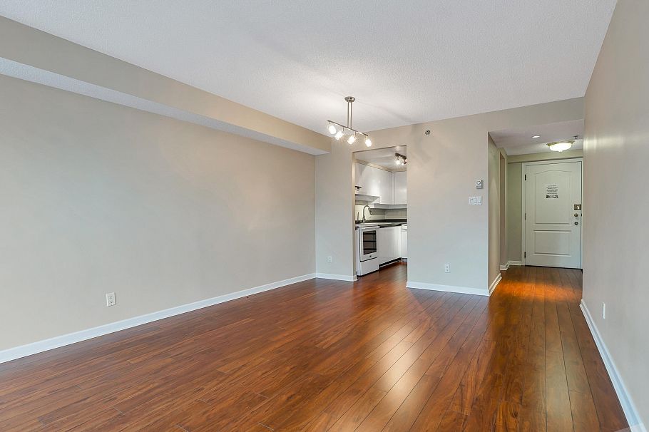 603 1132 Haro Street Vancouver, BC - 9