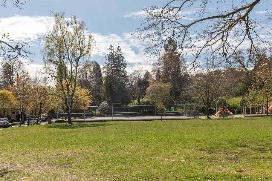 1 3617 W 12th Avenue Vancouver, BC - 27