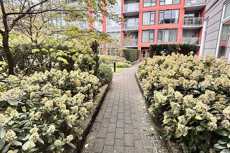 302 3263 Pierview Crescent Vancouver, BC - 21