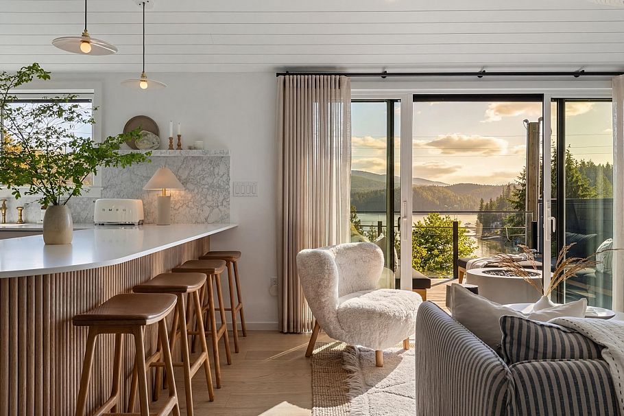 2375 Caledonia Avenue North Vancouver, BC - 2