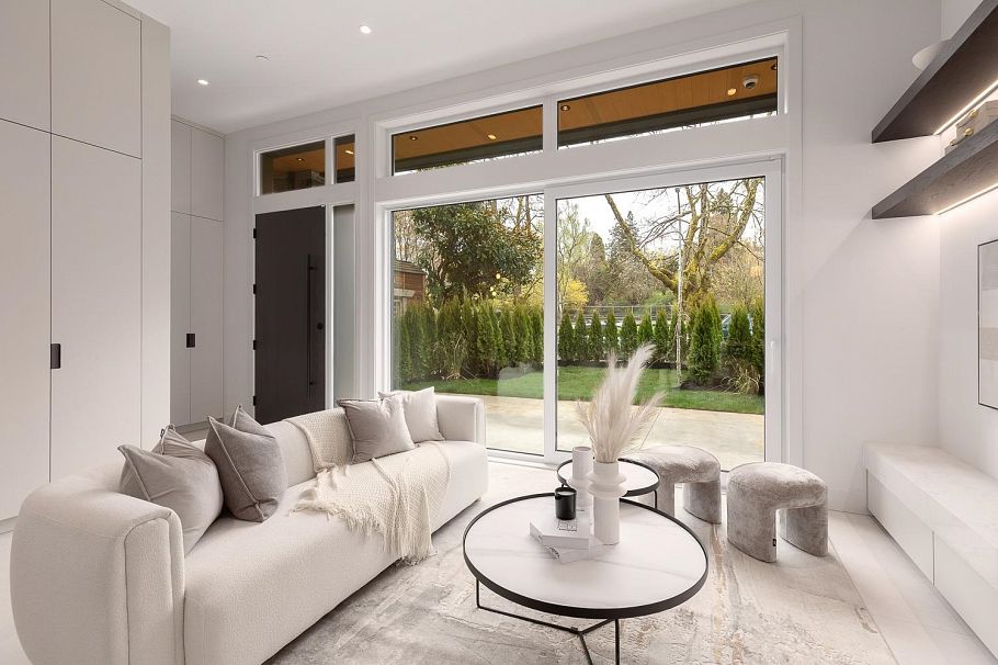 1 3617 W 12th Avenue Vancouver, BC - 5