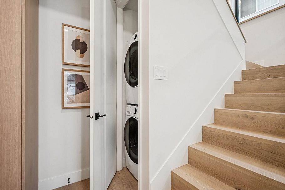 448 W 20 Avenue Vancouver, BC - 15