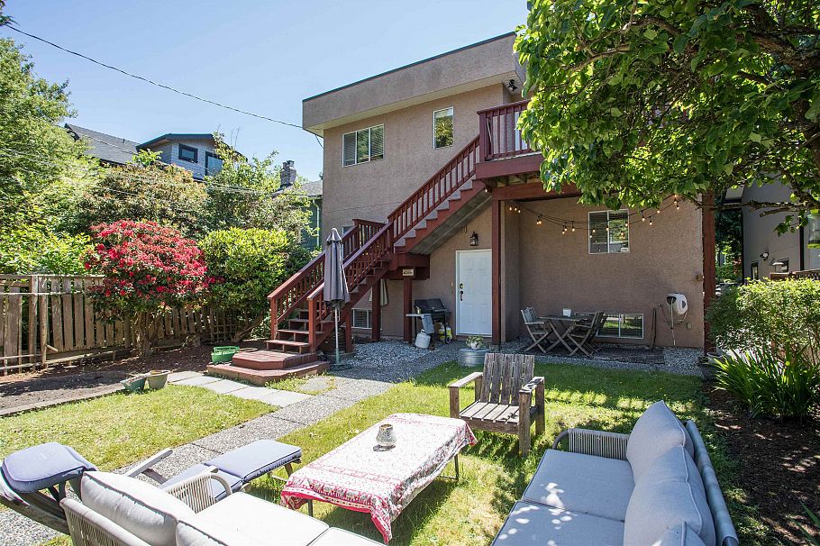 2945 W 12th Avenue Vancouver, BC - 34