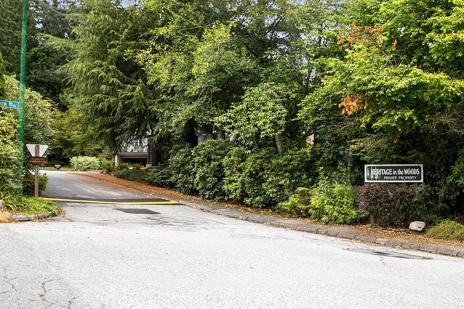 1135 Heritage Boulevard North Vancouver, BC - 25