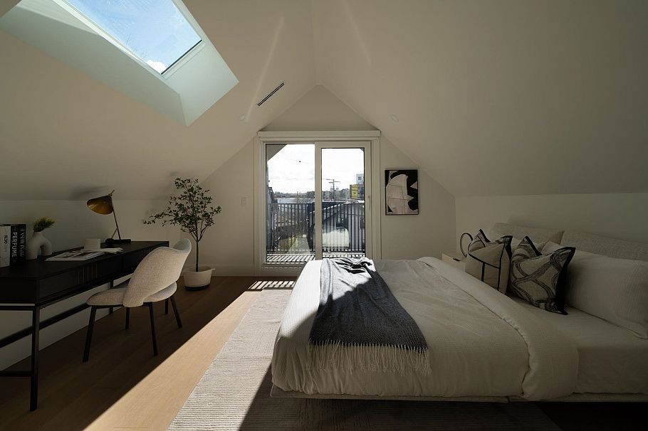 2 864 E 16th Avenue Vancouver, BC - 24