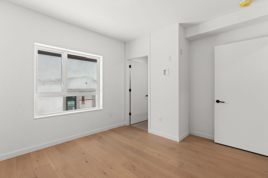 4805 Laurel Street Vancouver, BC - 6