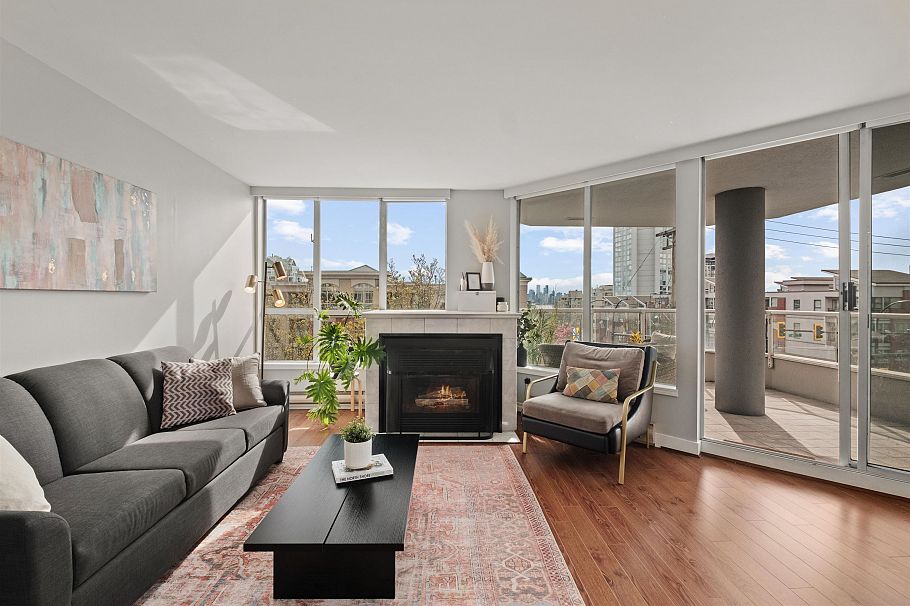 303 408 Lonsdale Avenue North Vancouver, BC - 11