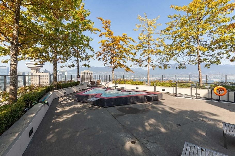 2903 128 W Cordova Street Vancouver, BC - 25