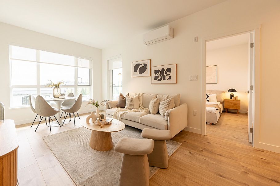 605 3596 Malsum Drive North Vancouver, BC - 1