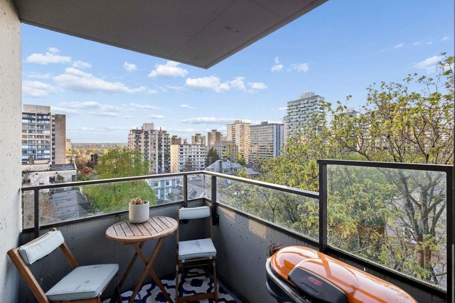 902 1108 Nicola Street Vancouver, BC - 3