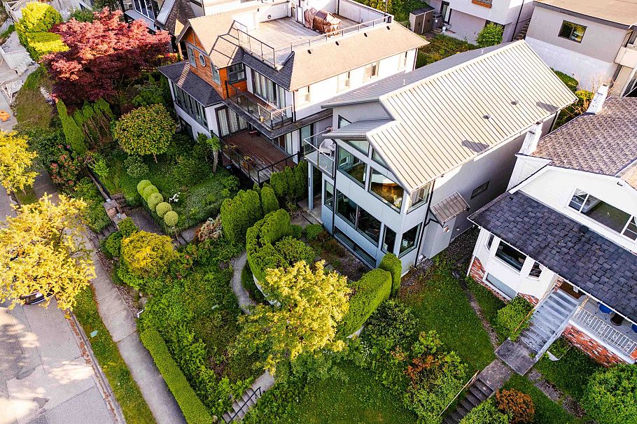 4371 Puget Drive Vancouver, BC - 36