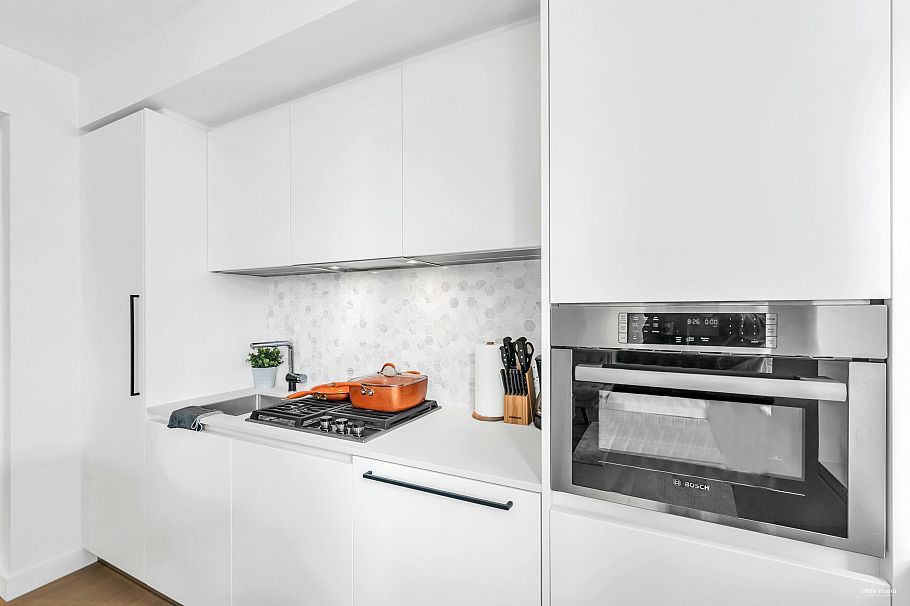 906 1180 Broughton Street Vancouver, BC - 10