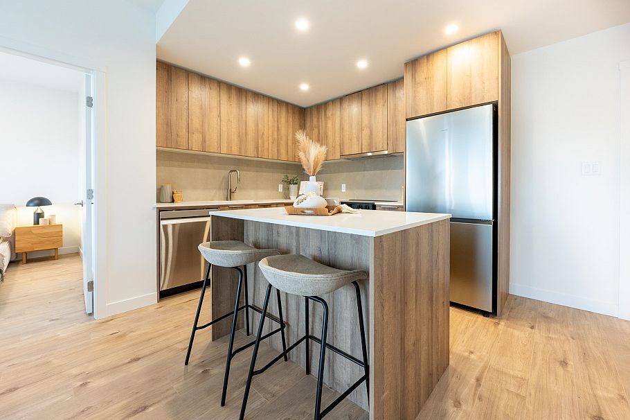 605 3596 Malsum Drive North Vancouver, BC - 5