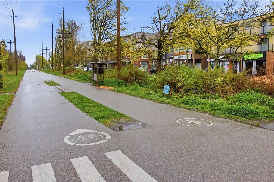 6463 Yew Street Vancouver, BC - 14