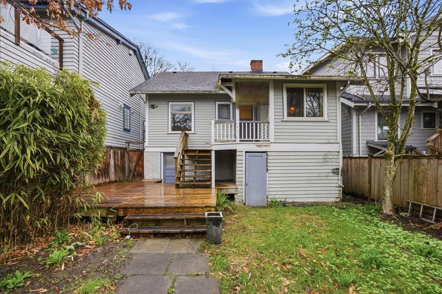 6463 Yew Street Vancouver, BC - 6