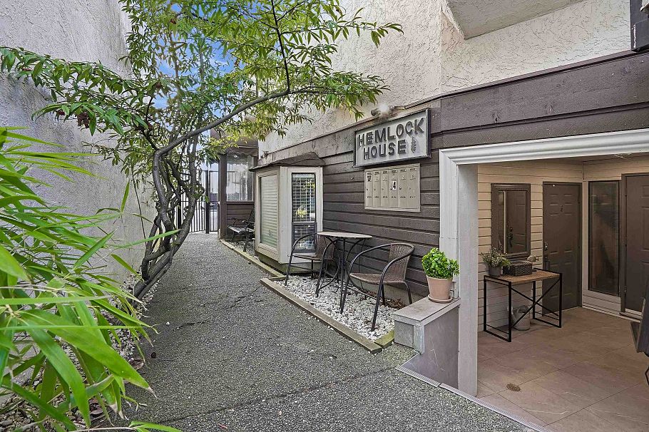 6 1375 W 10th Avenue Vancouver, BC - 22