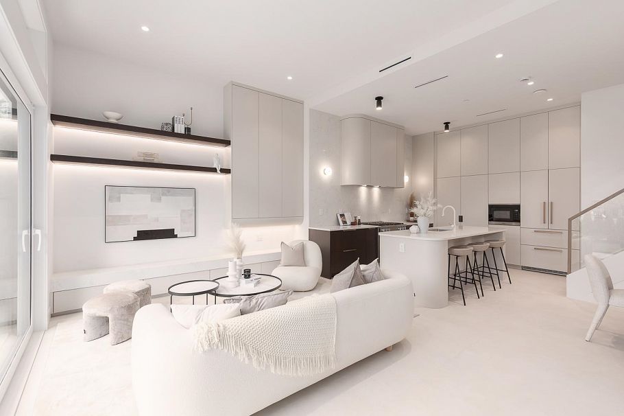 1 3617 W 12th Avenue Vancouver, BC - 2