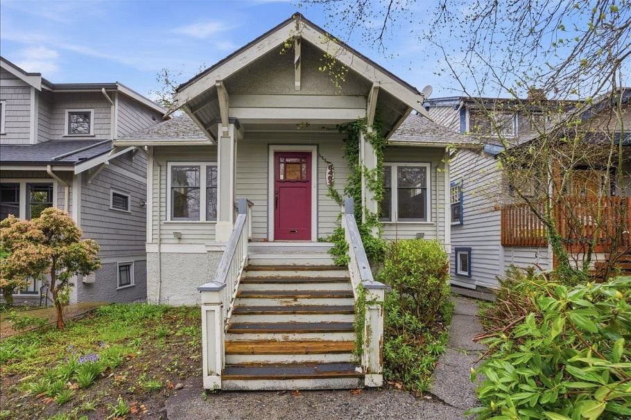 6463 Yew Street Vancouver, BC - 1