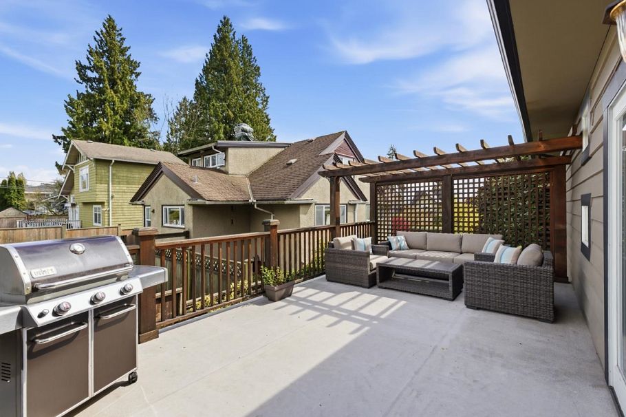 424 E Keith Road North Vancouver, BC - 32