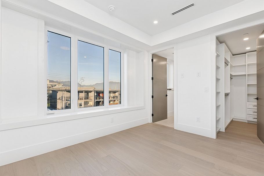 2 847 E 10 Avenue Vancouver, BC - 23