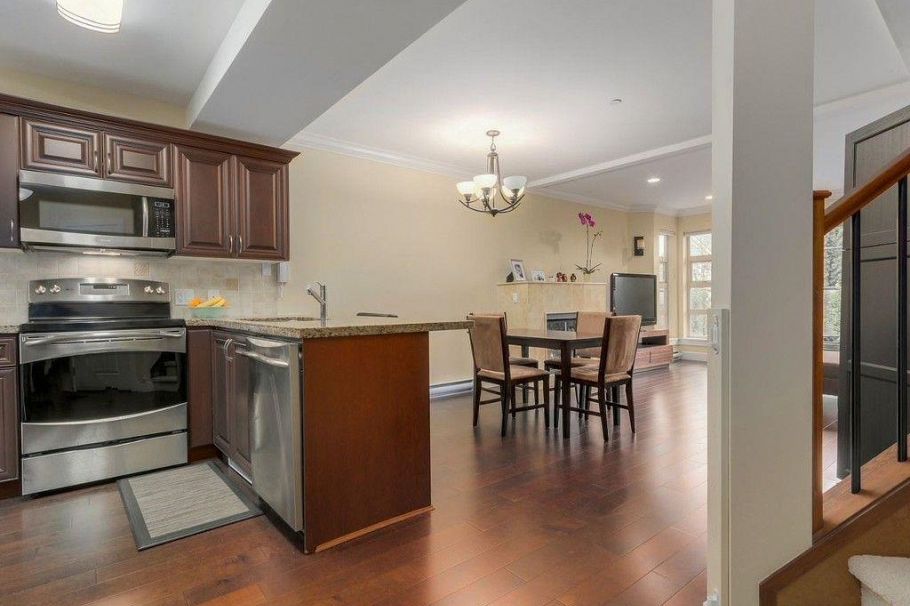 7 215 E 4th Street North Vancouver, BC - 4