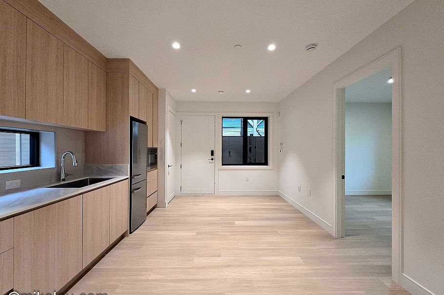 353X W 20 AVE, Vancouver BC V6S 1E6 Vancouver, BC - 5