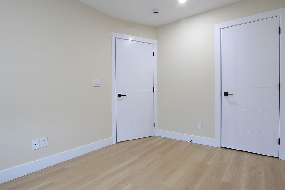 2828 Cheyenne Avenue Vancouver, BC - 24