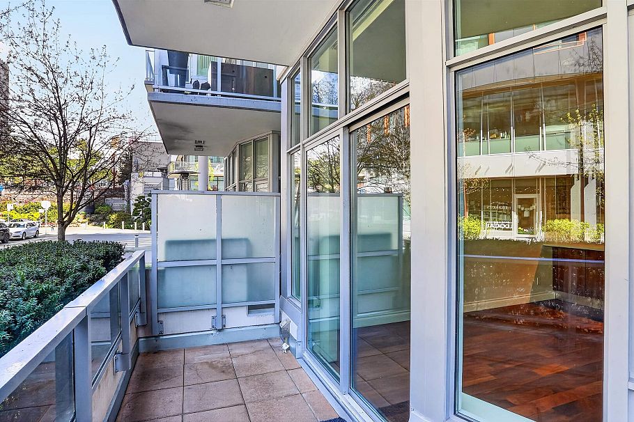 110 175 Victory Ship Way North Vancouver, BC - 24