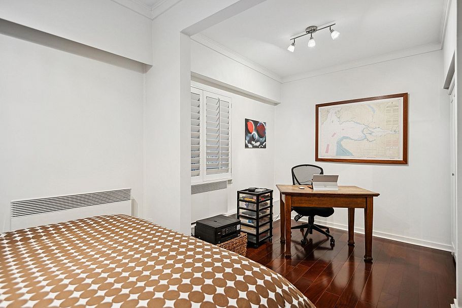 3814 W 11 Avenue Vancouver, BC - 22