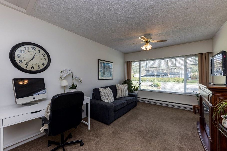 2693 Poplynn Drive North Vancouver, BC - 27