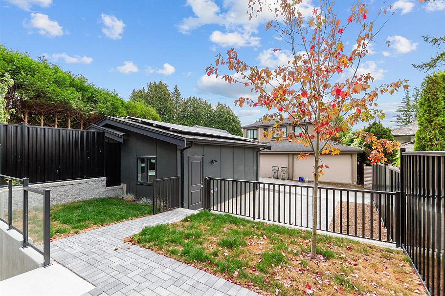 2022 Nanton Avenue West Vancouver, BC - 20