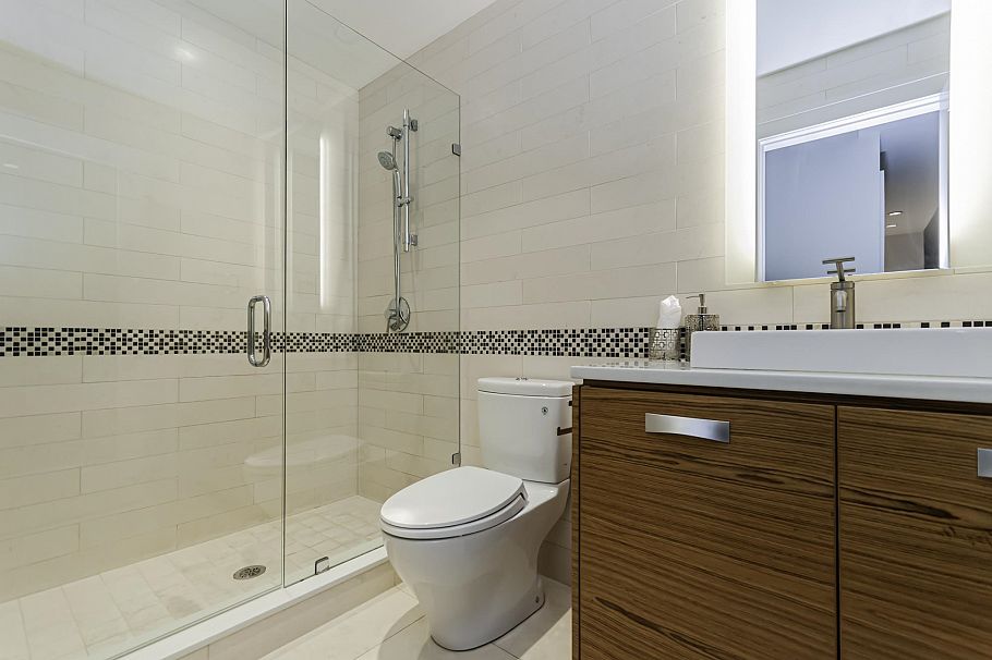 3875 W 36th Avenue Vancouver, BC - 26