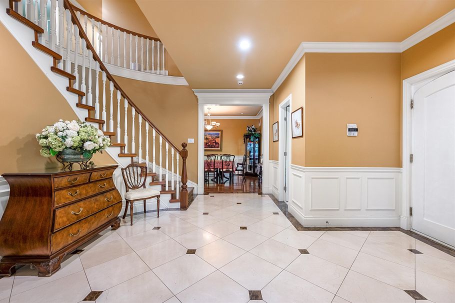 6261 Adera Street Vancouver, BC - 2