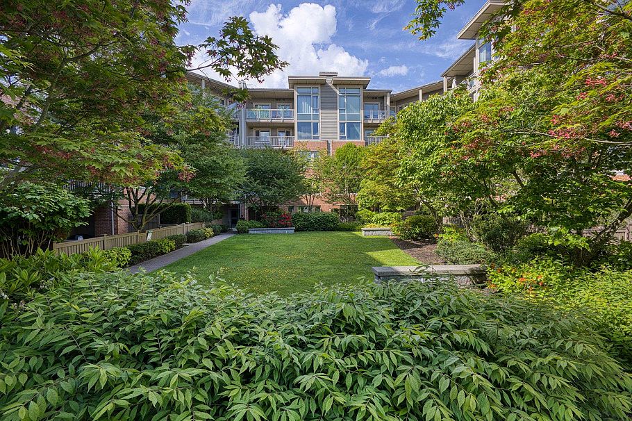 227 119 W 22nd Street North Vancouver, BC - 20